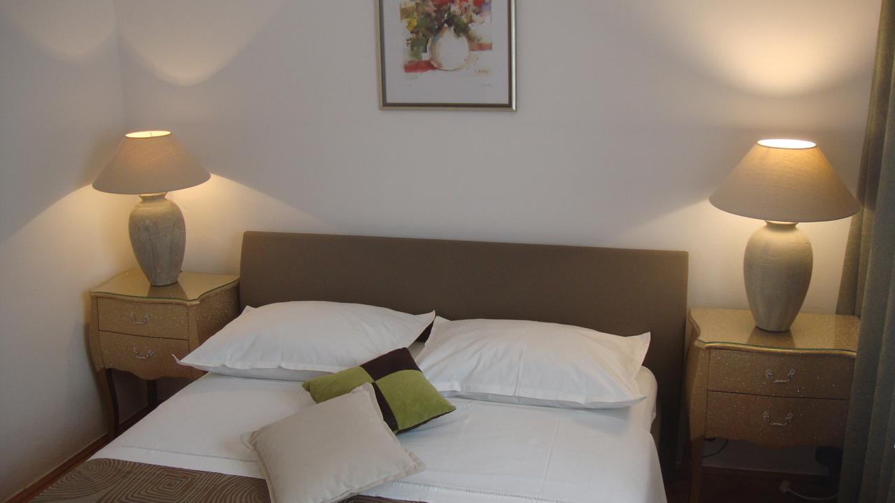 Apartments Vodice Marica ภายนอก รูปภาพ