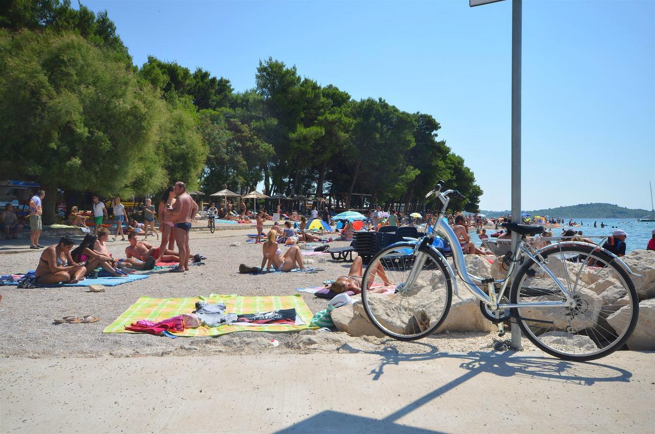 Apartments Vodice Marica ภายนอก รูปภาพ